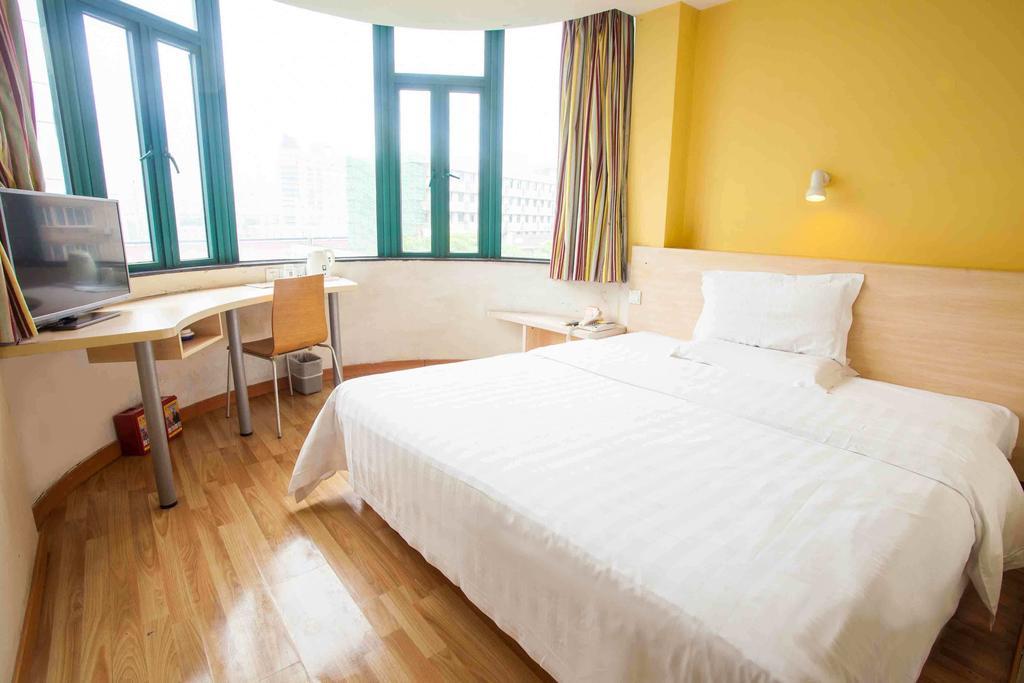 7Days Inn Guangzhou Xinshi الغرفة الصورة